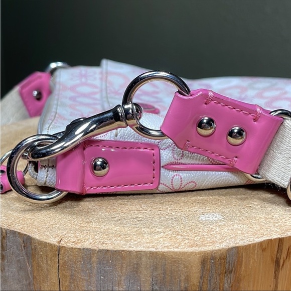 HTF COACH Waverly Daisy Crossbody - Picture 11 of 14